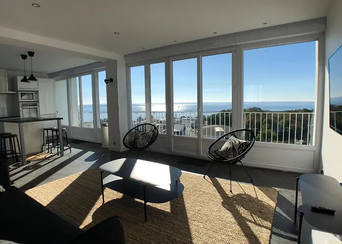 Superbe Appartement Avec Une Vue Mer Panoramique